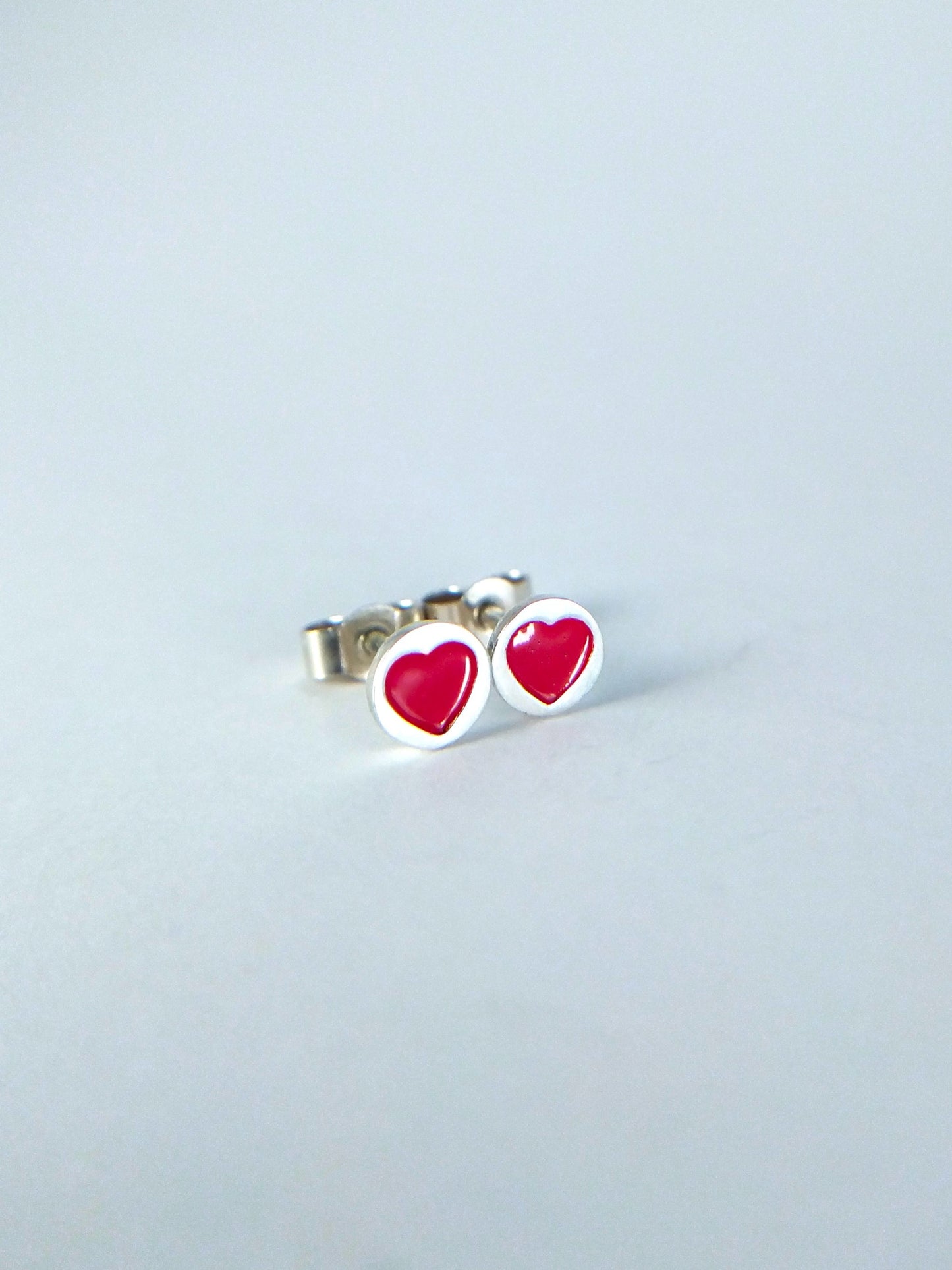 Boucle d'oreille clou coeur